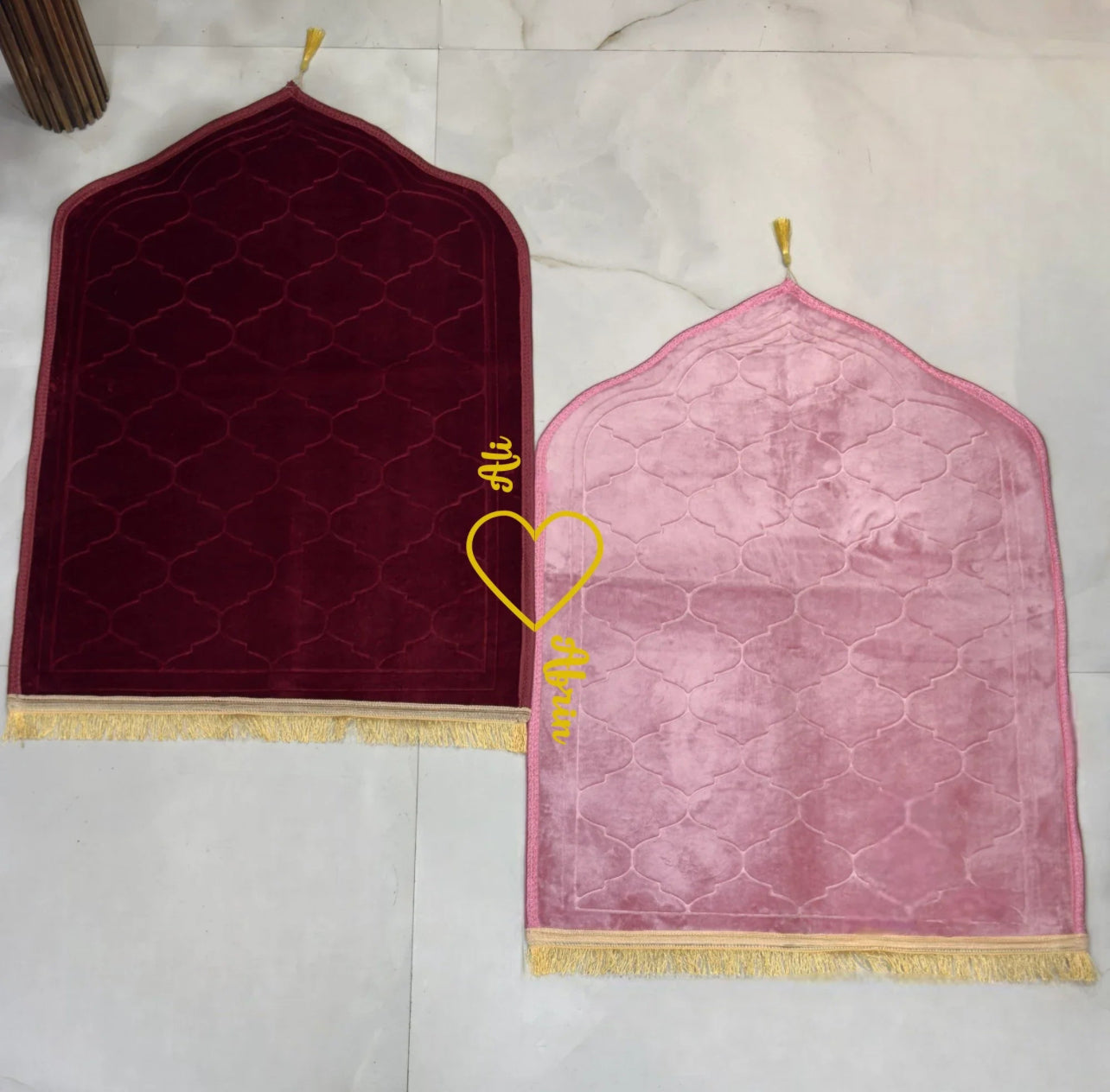 Couple mats with heart